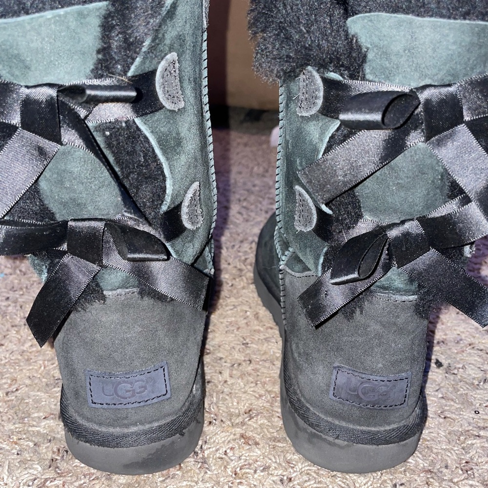 Black UGG bailey bow II boot